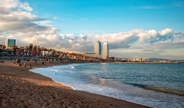 boat tours sunset barcelona